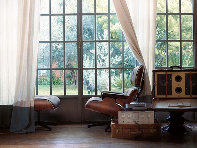 Eames lounge chair